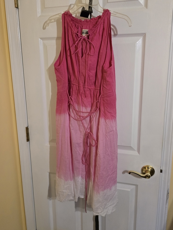 Converse Dresses & Skirts - Converse Pink Ombre Tie-Back Midi Dress